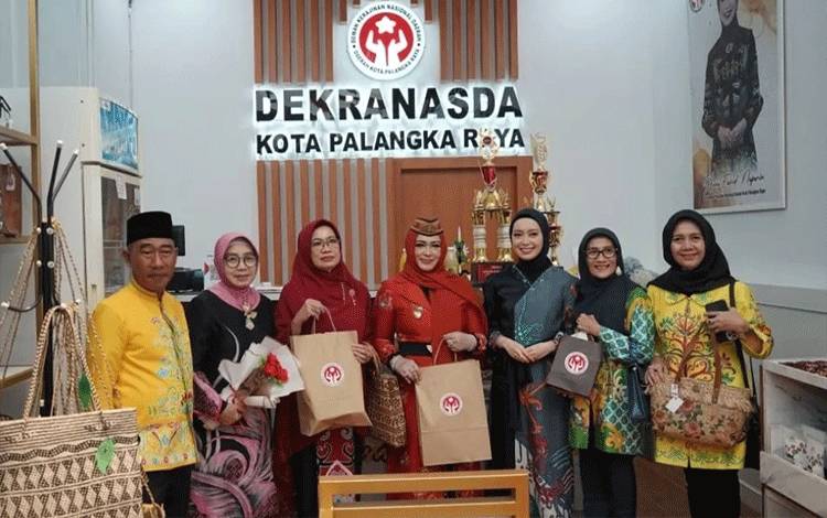 Galeri UMKM Dekranasda Tempat Pamerkan Produk UMKM di Palangka Raya