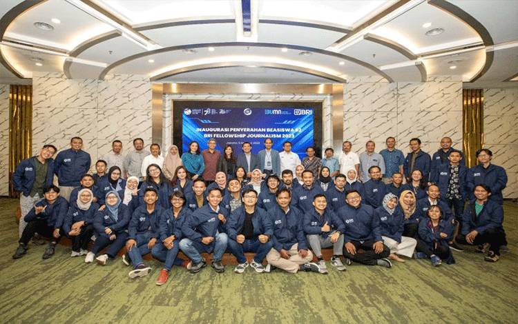 45 Jurnalis Se-Indonesia Resmi Terima Beasiswa Pendidikan S2 BRI
