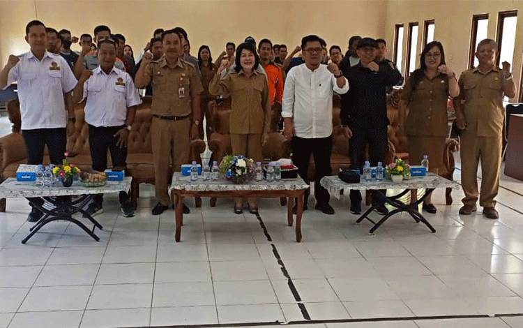 Bupati Pulang Pisau Hadiri Sosialisasi Peningkatan Kapasitas Karang Taruna