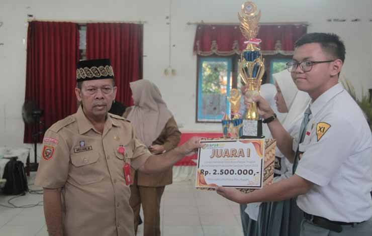 Siswa SMAN 1 Kuala Pembuang Terpilih sebagai Pemenang Duta Baca