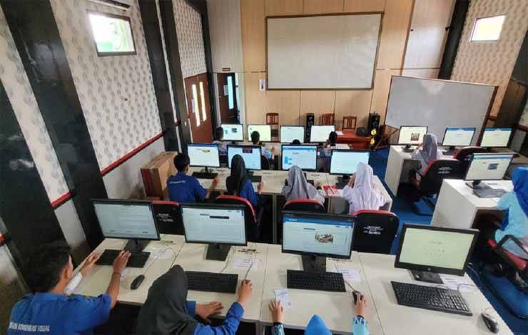 Simulasi Asesmen Berbasis Komputer Bisa Berikan Pengembangan Kemampuan Berpikir Kritis