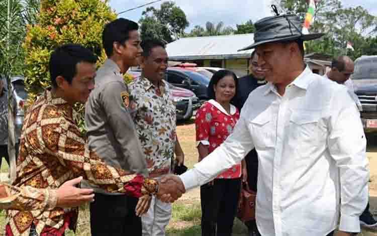 Bupati Lamandau Ajak Dunia Usaha Bangun Infrastruktur ?