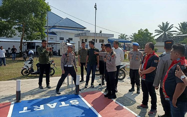 Sat Lantas Polres Barsel Uji Coba Lapangan Praktek SIM Terbaru
