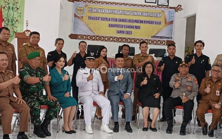 Pj Kades Sangal yang Baru Dilantik Diminta Kelola Pemerintahan Desa dengan Tanggung Jawab