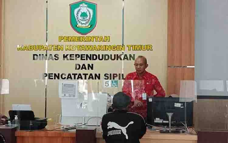 Disdukcapil Kotim Minta Perusahaan Fasilitasi Karyawan Urus Administrasi Kependudukan?