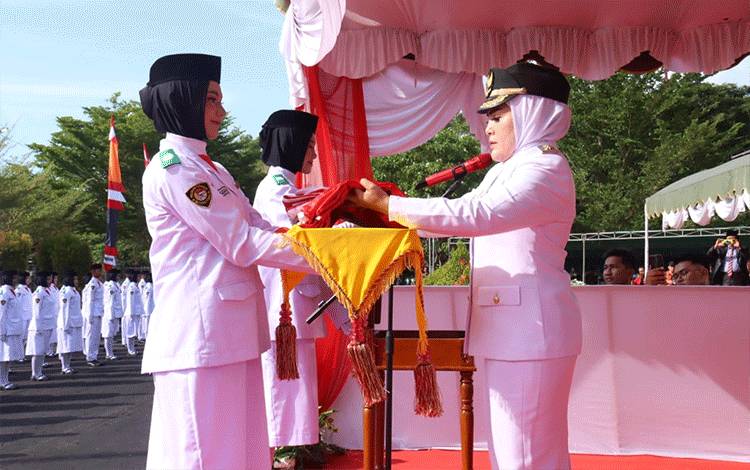 Wakil Bupati Seruyan Inspektur Upacara HUT ke-78 Republik Indonesia