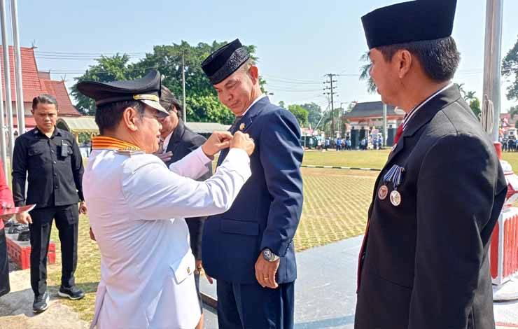 Peringatan HUT ke-78 Kemerdekaan RI di Barito Timur Diwarnai Pemberian Penghargaan dan Remisi