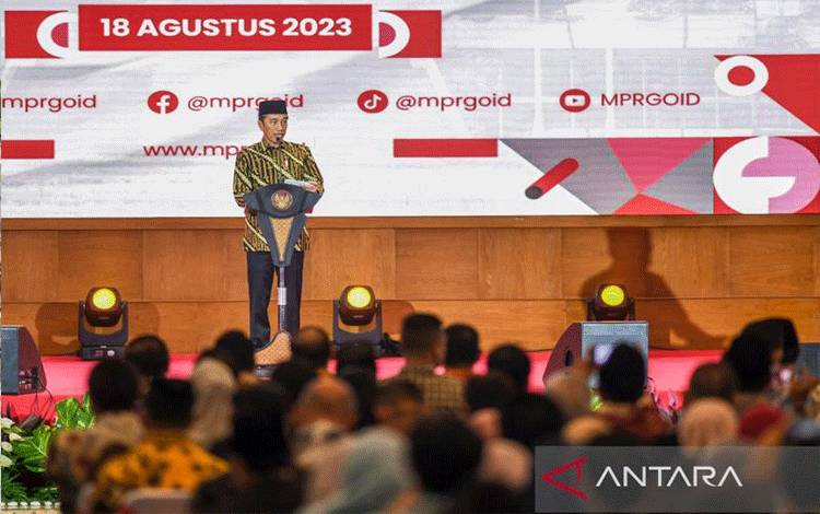 Jokowi: Subsidi Kendaraan Listrik agar Indonesia Kompetitif