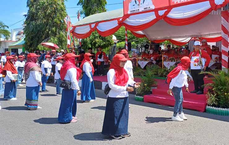 Segudang Prestasi SMAN 1 Sampit Ditampilkan saat Pawai Pembangunan HUT ke-78 RI di Kotim