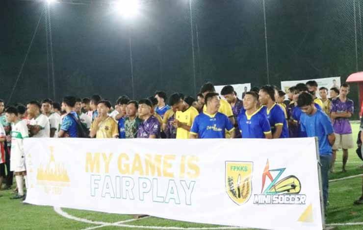 Hadiri Turnamen Minisoccer KKB, Sekda Kalteng Ingatkan Pentingnya Olahraga