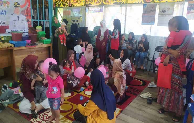Edukasi Masyarakat Lewat Lomba Balita Sehat dan PMT Sehat di Desa Sei Asem