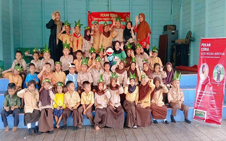 Pekan Ceria Kampung Dongeng Belida Seruyan Kolaborasi Perpustakaan Desa Tanjung Rangas