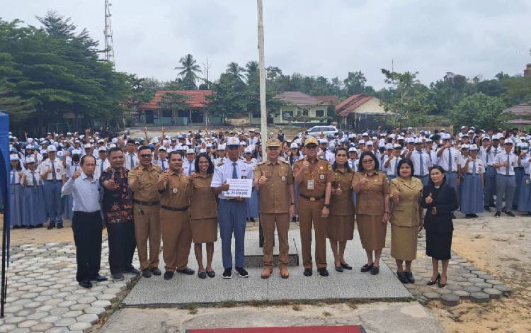 Siswa Asal Gunung Mas Masuk Final Hongkong Internasional Mathematics Olympiade