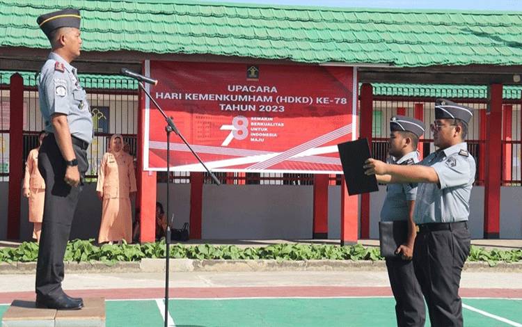 Rutan Kapuas Gelar Upacara Peringatan HUT Kemenkumham dan Syukuran Bersama Para Purnatugas