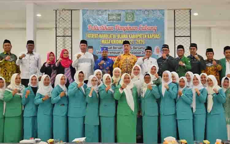 Pimpinan Cabang Fatayat NU Kapuas Masa Khidmat 2021 - 2026 Resmi Dilantik