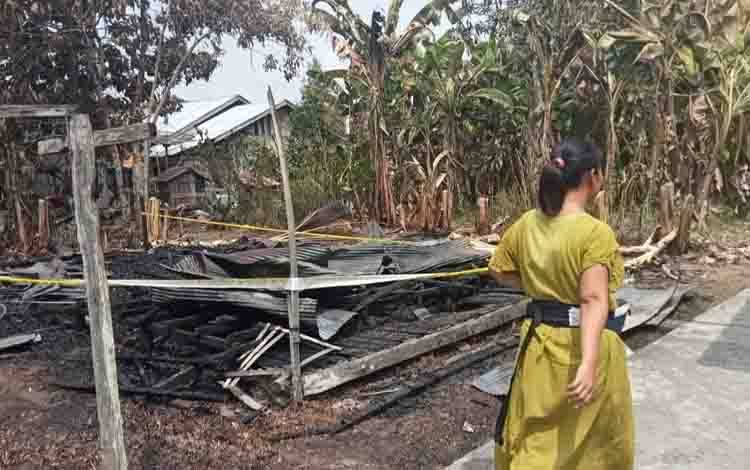 Rumah Warga yang terbakar rata dengan tanah Di Jalan Muhran Ali Gang. Pahari, Kecamatan Baamang, Kabupaten Kotim. Selasa, 22 Agustus 2023. (FOTO: IST)