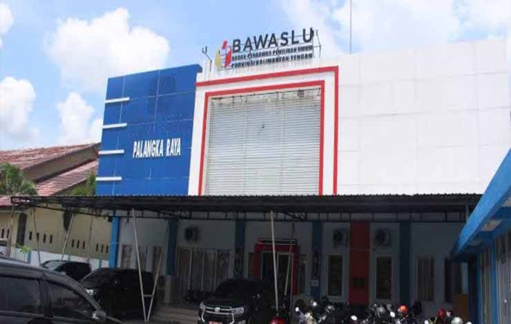Disebut Terikat Parpol, Begini Jawaban Anggota Bawaslu Kalteng