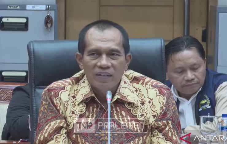 Komisi I Tepis Rapat Revisi UU ITE Tertutup Pertahankan Pasal Karet
