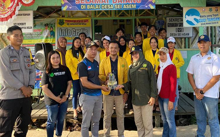 Pemerintah Desa Sei Asem Apresiasi Kegiatan KKN Mahasiswa UPR