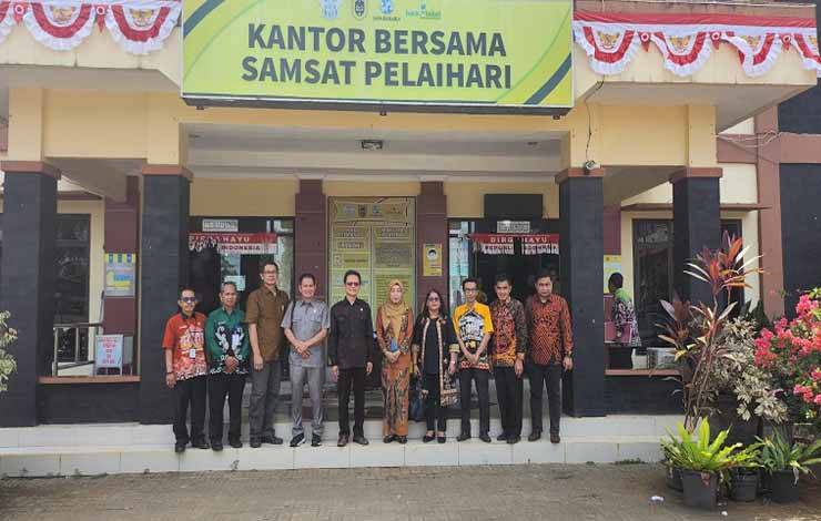 Dewan Kalteng Kunker ke Kantor Samsat Pelaihari untuk Kaji PAD