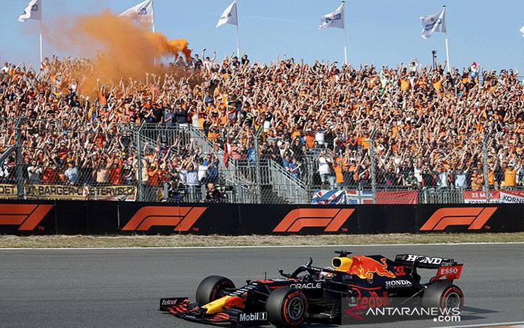 Verstappen Rebut "Pole Position" Grand Prix Belanda