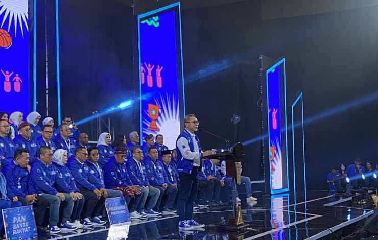 Ketua Umum Partai Amanat Nasional (PAN) Zulkifli Hasan (Zulhas) menyampaikan sambutannya pada acara pembukaan Peringatan HUT Ke-25 PAN, di kawasan Senayan, Jakarta, Senin (28/8/2023). (ANTARA/Fath Putra Mulya)