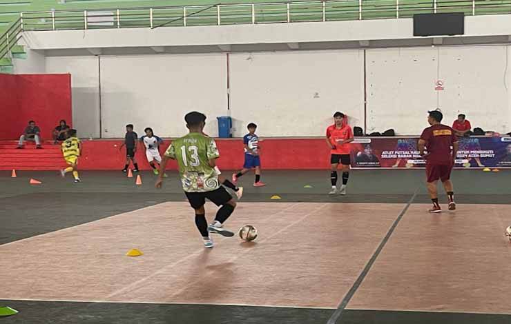 Para pemain futsal Kalteng saat melaksanakan latihan, bertempat di Gor Indoor Jalan Tjilik Riwut Km 5 Palangka Raya, Rabu 30 Agustus 2023 (Foto: Istimewa)