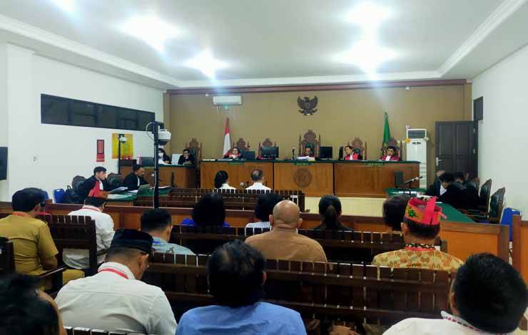 Jaksa Minta Tolak Eksepsi Mantan Bupati Kapuas dan Istri?