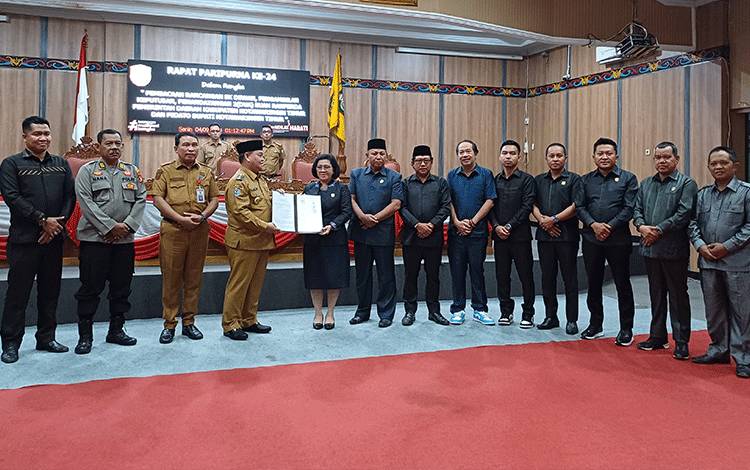 DPRD Kotim Setujui Raperda Penyertaan Modal BUMD Habaring Hurung