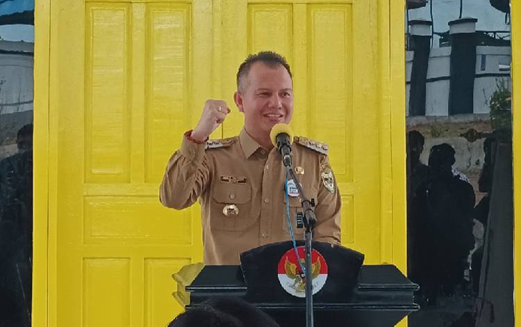 Camat di Gunung Mas Diminta Terus Berkomitmen Beri Pelayanan Terbaik kepada Masyarakat