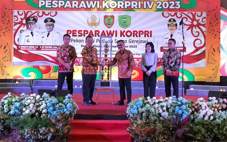 Pemprov Kalteng Raih Juara Umum Pesparawi Korpri IV Tingkat Kalteng