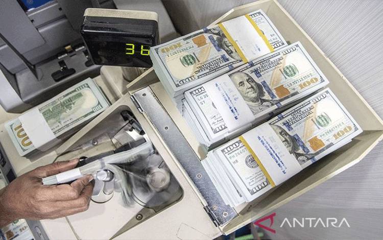 Dolar Naik ke Tertinggi 6 Bulan Setelah Data Ekonomi AS Menguat