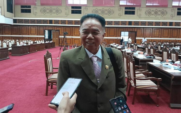 Pengaruh Kemarau, Duwel Rawing: Sungai Hantipan Dangkal juga Terjadi Kebakaran