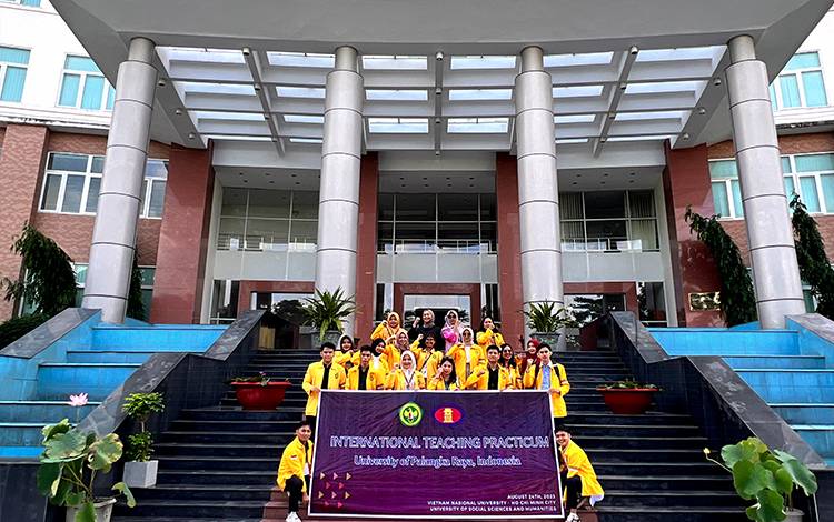 Mahasiswa UPR ke Vietnam dalam Program Kampus Merdeka dan Misi Soft Diplomatik Antar-negara Tetangga