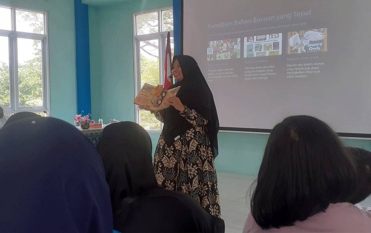 Inilah Pentingnya Read Aload Bagi Anak, Bantu Transisi PAUD ke SD Lebih Menyenangkan