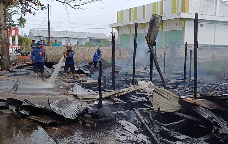 2 Bengkel 2 Warung Ludes Terbakar di Sampit, Api Diduga Berasal dari Luar Bangunan
