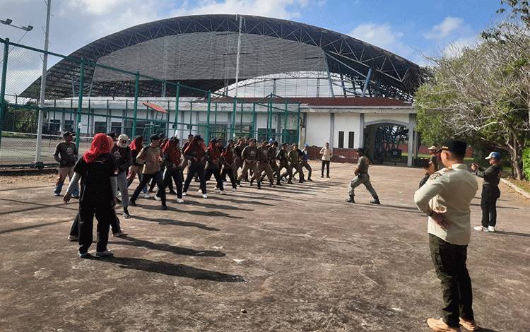 Tingkatkan Ketrampilan Pengendalian Massa, Sat Pol PP Seruyan Latihan Dalmas