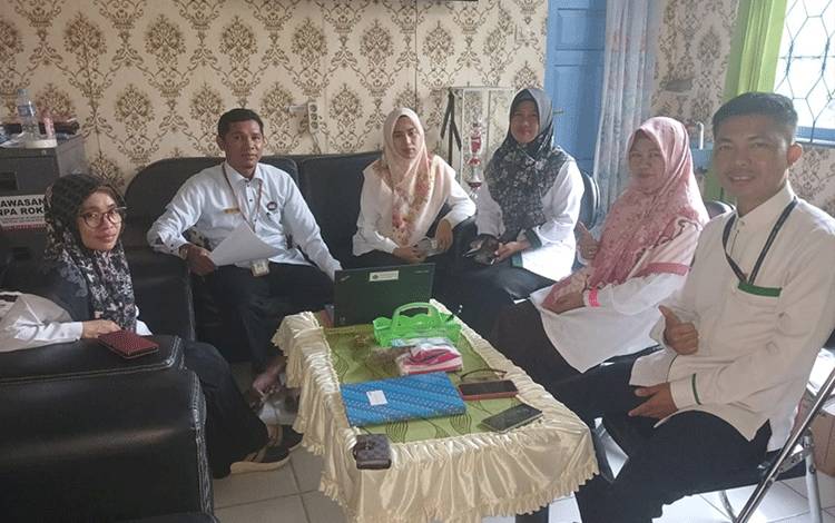 Guru baru dari PPPK MAN Kapuas saat diberikan pembinaan. (FOTO: IST)