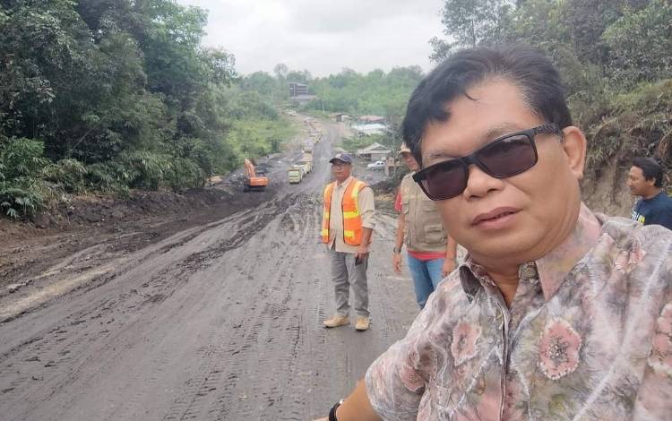 Dewan Kalteng Sebut Kerusakan Jalan Palangka Raya - Kuala Kurun Perlu Penanganan Cepat