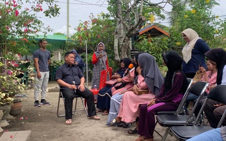 Pemkab Kotim Beri Bantuan Perbaikan Rumah Tidak Layak Huni