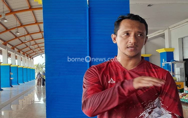 Tiga Helikopter Parkir di Bandara Tjilik Riwut Menangani Karhutla