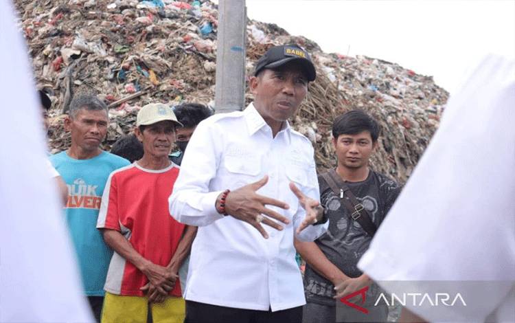 PLN Olah Sampah Jadi Energi Listrik