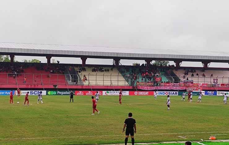 Kalteng Putra Tutup Babak Pertama dengan Kemenangan 1-0 atas PSBS Biak