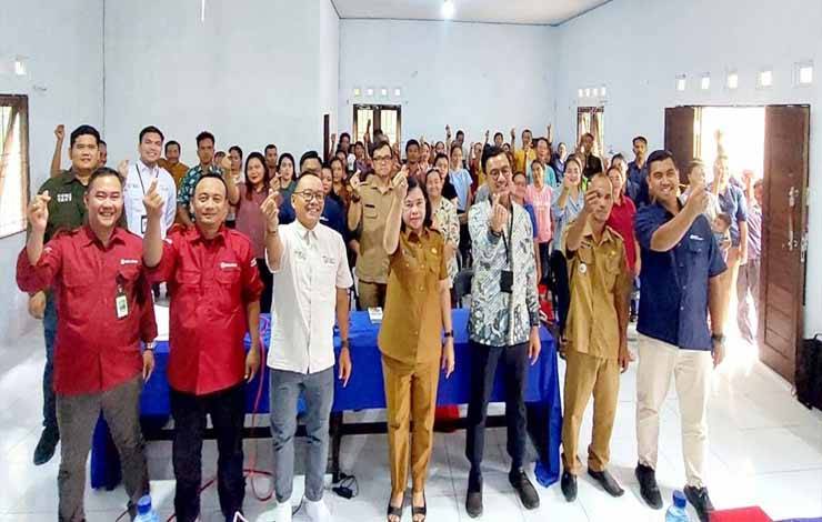 Edukasi dan sosialisasi Program Desa Ekosistem Keuangan Inklusif atau EKI kepada Masyarakat dan Perangkat Desa Henda, Kabupaten Pulang Pisau.(FOTO: Rilis OJK Provinsi Kalimantan Tengah