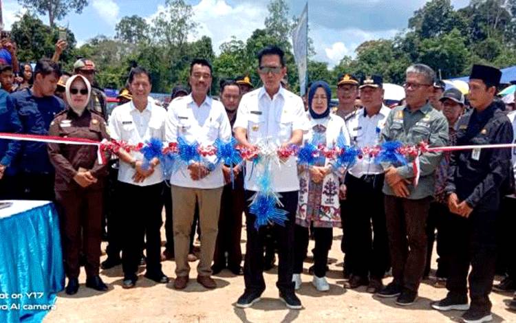 Pembangunan Jembatan Anugerah Lahei I-Lahei II Telan Dana Rp32?Miliar