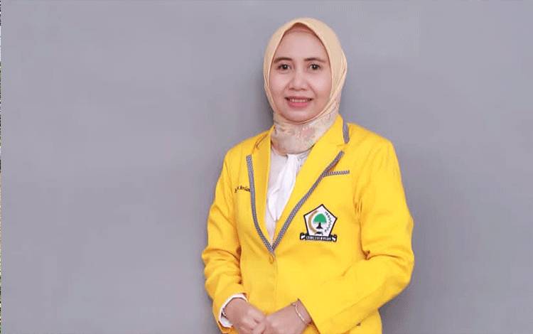 Istri Camat Pahandut Nyaleg di Dapil III, Bertekad Bangun Ekonomi IRT