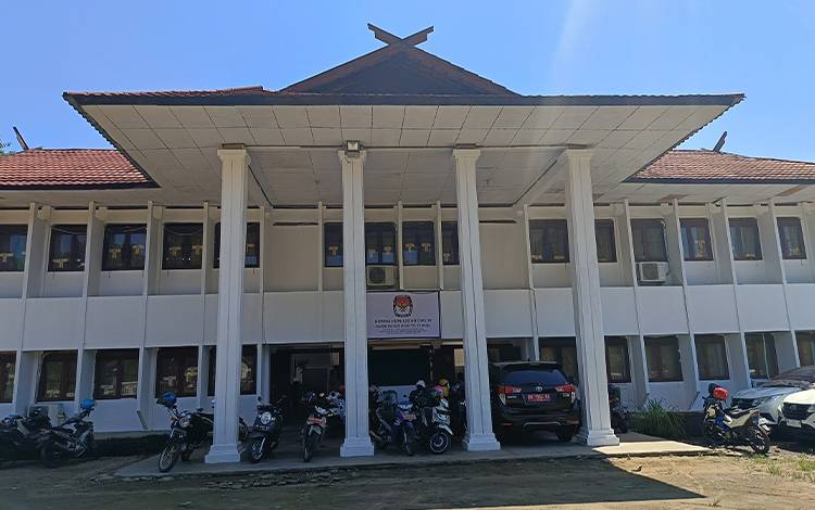 Warga Barito Timur Ini Keluhkan Keterbukaan Informasi Pemilu KPU