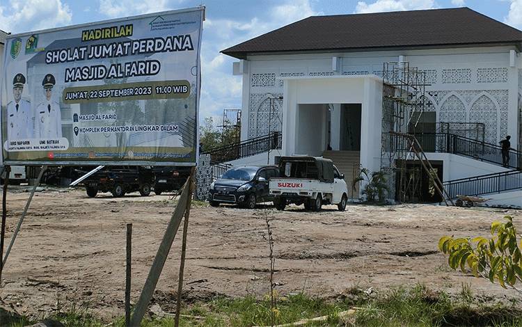 Masjid Al Farid Komplek Perkantoran Pemko Palangka Raya Gelar Salat Jum'at Perdana