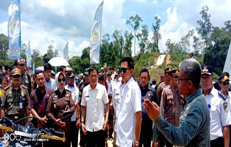 Bupati Barito Utara Minta Angkutan Tidak Melebihi Daya Angkut Saat Melalui Jembatan