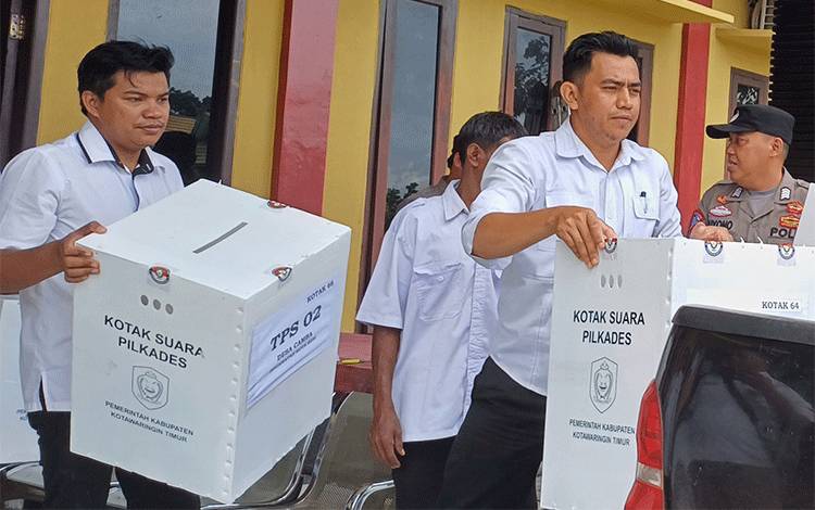 Cempaga Salurkan Logistik Pilkades ke 3 Desa